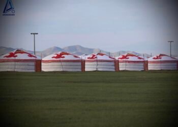 МОРЬ БАРИАНЫ ГАЗАРТ ЗОЧИД ХҮЛЭЭН АВАХ 300 ГЭР БАРЬЖ БАЙНА