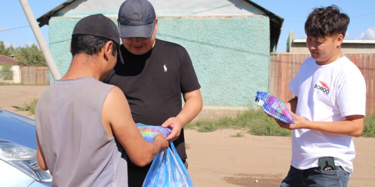 ЭЕРЭГ:ХУВИАРАА ХӨДӨЛМӨР ЭРХЛЭГЧ ЗАЛУУЧУУД НЭГДЭН “БАЙГААГАА НЭГЭНДЭЭ” БЯЦХАН ТУСЫН АЯНЫГ ӨРНҮҮЛЛЭЭ
