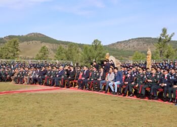 ЗАЛУУ ОФИЦЕРУУДЫН ЧУУЛГА УУЛЗАЛТ ЗОХИОН БАЙГУУЛАГДЛАА