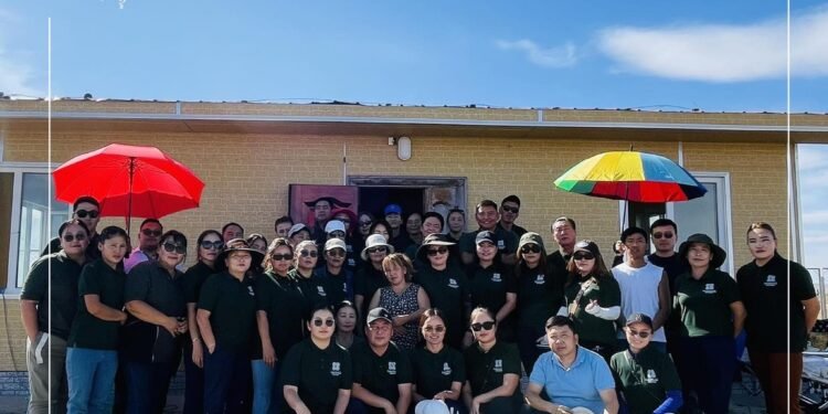 ПОЛИТЕХНИК КОЛЛЕЖ НЬ МАЛЖУУЛАХ ХӨТӨЛБӨРИЙН ХҮРЭЭНД ЭНЭ УЛИРАЛД 122 ТОЛГОЙ МАЛЫГ БАГШ АЖИЛЛАГСДАД ОЛГООД БАЙНА