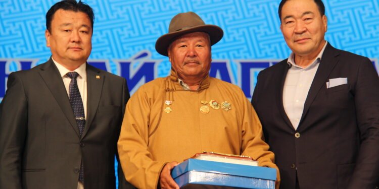 ХЭНТИЙ АЙМГИЙН 18 СУМЫН “МАНЛАЙЛАГЧ АХМАД”-УУД ТОДОРЛОО