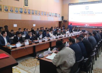 Өнөөдрийн иргэдийн төлөөлөгчдийн хуралдаанаар аймгийн 2024 оны төсвийг батална