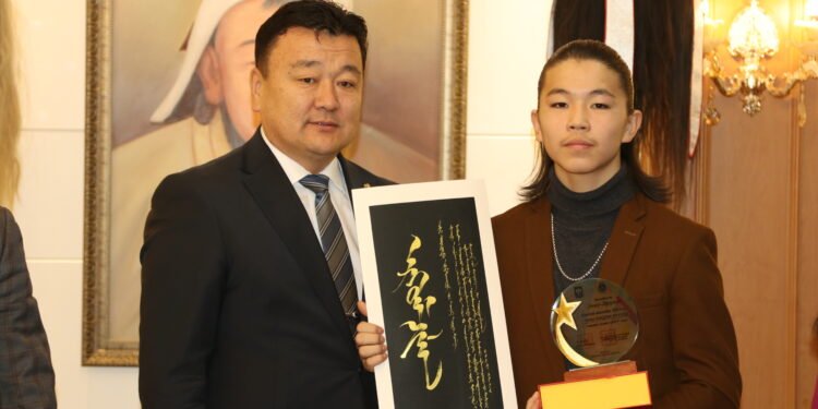 Хэнтий аймгийн 2023  оны онцлох хүүхдүүд тодорлоо