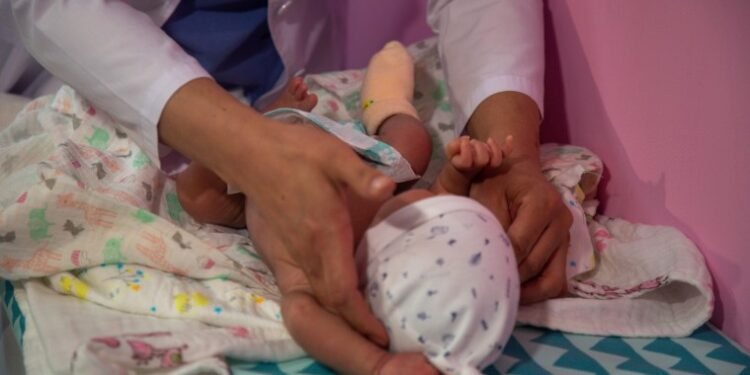 Баярын өдөр аймгийн нэгдсэн эмнэлэгт 1 хүүхэд мэндэлжээ