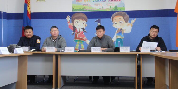 Дархан сумын хэмжээнд огт малгүй болсон 25 өрх байна