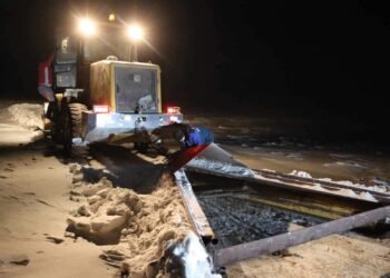 Дорнод | Долоон суманд хүнд мехназимаар цас цэвэрлэх, зам гаргах ажил хийгдэхээр боллоо