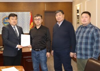 Дэ нэйчэ консерванси байгууллагаас Хэнтий аймгийн нэр бүхий 9 суманд 34,0 сая төгрөгийн шатахууны дэмжлэг үзүүллээ