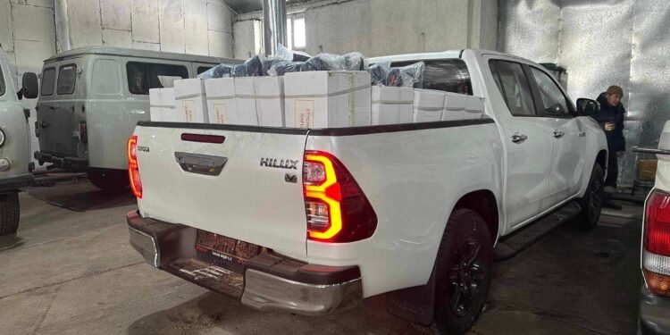 Галшар суманд “Тoyota hilux” автомашин, 30 тонн тэжээл, хүнсний болон эрүүл мэндийн багц олголоо