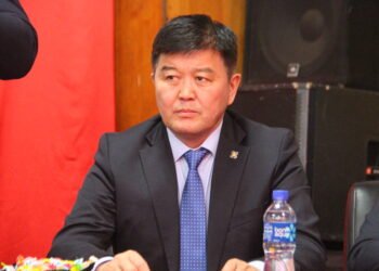 Х.Болорчулуун сайд Цэнхэрмандал суманд ажиллах үеэрээ тоног төхөөрөмж болон трактор шийдвэрлэхээ илэрхийллээ