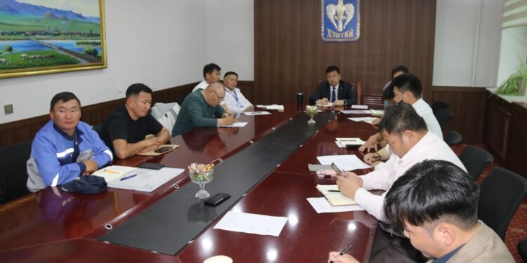 Хэнтий аймаг | Дэд бүтцийн зөвлөл хуралдав