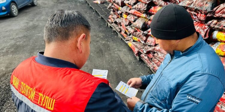 380 цэгийн борлуулагч нартай уулзлаа