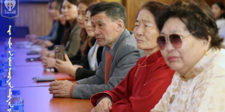 Зүүн бүсийн ус цаг уурчдын мэргэжлийн туршлага солилцох уулзалт, хэлэлцүүлэг боллоо