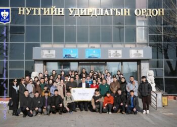 Хэнтий | Улсын төрөлжсөн олимпиадад оролцох багш, сурагчидтай аймгийн Засаг дарга уулзалт хийлээ