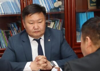 Хэнтий аймгийн Засаг дарга Д.Аюурбунь Бор-Өндөр суманд ажиллалаа