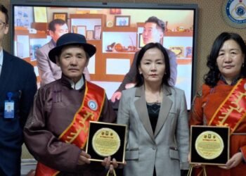 Хэнтий | Ахмадын алдарыг сар бүр тэмдэглэнэ