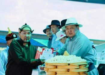 Хэнтий | Шагайн харвааны мэргэчүүл шагналаа гардан авлаа