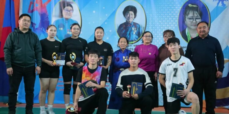 Норовлин сум мастеруудынхаа нэрэмжит волейболын тэмцээнийг зохион байгууллаа