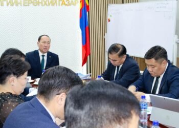 ХХААХҮ-ийн сайд М.Бадамсүрэн: Нэн тэргүүнд хүнсний үйлдвэрлэл, хангамж, хүнсний аюулгүй байдалд анхаарч ажиллана