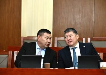 Улс төр | Байгаль орчин, хүнс, хөдөө аж ахуйн байнгын хороо хуралдана