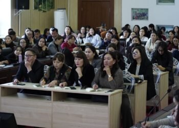 Дундговь аймагт хүүхэд хамгааллын үйлчилгээний чанар, хүртээмжийг сайжруулах ЕБС-ийн бүсийн сургалт эхэллээ